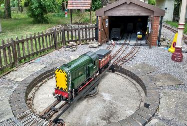 Shed turntable